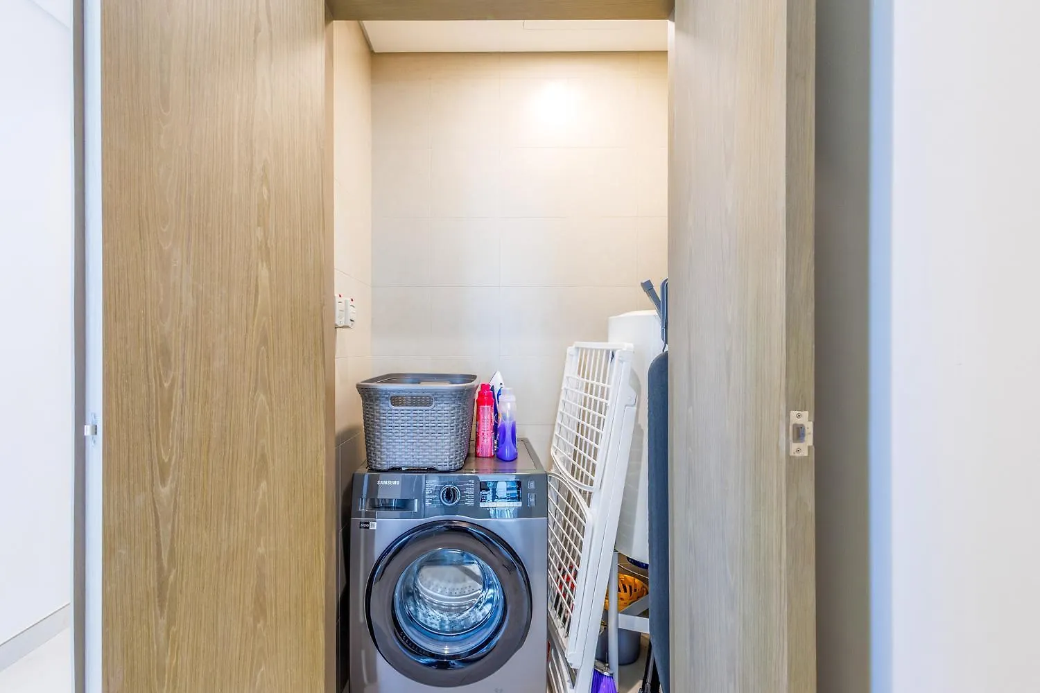 Charming 1 Bedroom Apt In Mbr - Near Downtown Dubai 0*,